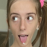 Aaliyah Milan Çıplak