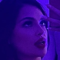 Adilene Idalie Çıplak