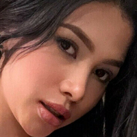 Adriana Valentina Çıplak
