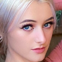 Adrianah Lee Çıplak
