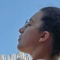 Adrll18 Çıplak