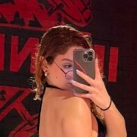 Agatha Luisa Çıplak