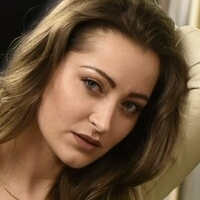 akadanidaniels Çıplak