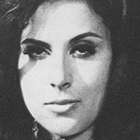 Alaina Capri Çıplak