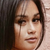 Alessa Holloway Çıplak
