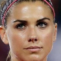 Alex Morgan Çıplak