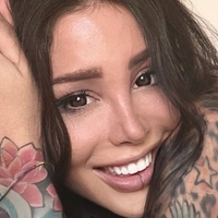 Alex Mucci Çıplak