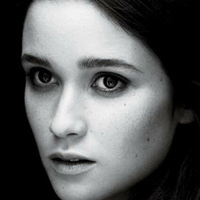Alice Allegra Englert Çıplak