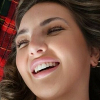 Alice Iloves Çıplak