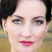 Alice L. Walker Çıplak