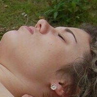 Alice Rose Barnard Çıplak