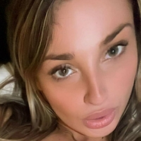 Alice Sins Çıplak