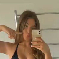 Alida Moya Çıplak
