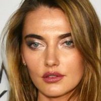 Alina Baikova Çıplak