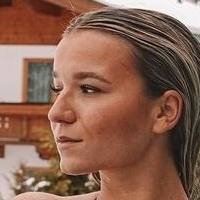 Alina Wachinger Çıplak