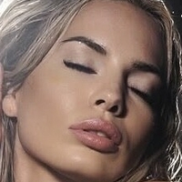 Aline arabella Çıplak
