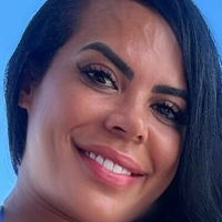 Aline Araújo Çıplak