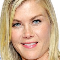 Alison Sweeney Çıplak