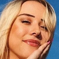 Alix Dakota Çıplak