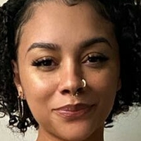 Alix Lapri Çıplak