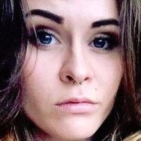Allis Bodziak Çıplak