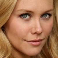 Amanda Baker Çıplak