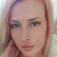 Amber Mackay Çıplak