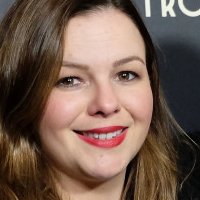 Amber Tamblyn Çıplak