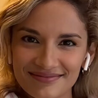 Ambra Cherry Çıplak