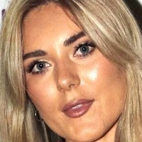 Amelia Goldsmith Çıplak