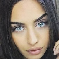 Amine Guelse Çıplak