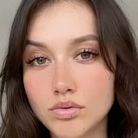 Amy Dangerfield Çıplak