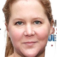 Amy Schumer Çıplak