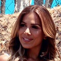 Ana Lucia Vega Çıplak