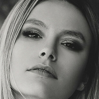 Ana Miranda Çıplak