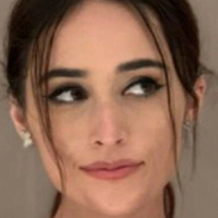 Andra Gogan Çıplak