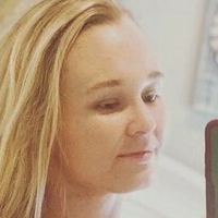 Andrea KGB Lee Çıplak