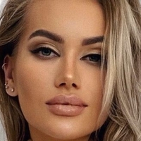 Anella Miller Çıplak