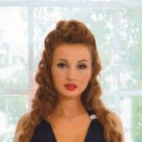 Anfisa Chekhova Çıplak