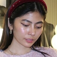 Angela Camille Acuña Çıplak