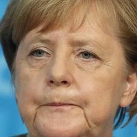 Angela Merkel Çıplak