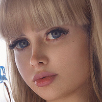 Angelica Kenova Çıplak