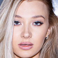 Angelie Dolly Çıplak