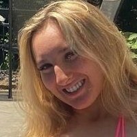 Angelina Cross Çıplak