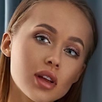 Angelina Kuznetsova Çıplak