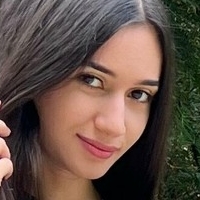 Angelina Çıplak