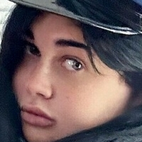 angelinaloveyman Çıplak