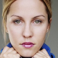 Anna Breuer Çıplak