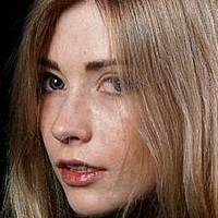 Anna Grabowska Çıplak
