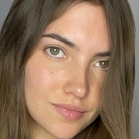 Anna Miro Çıplak